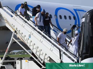 Fallo en EE. UU. pone bajo examen traslados de migrantes hacia RD