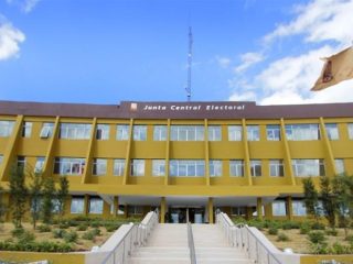 JCE niega equipos a PLD para consulta interna