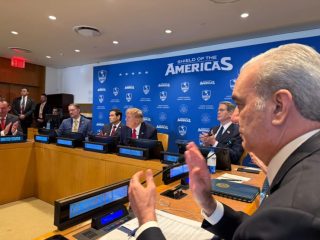 Presidente Luis Abinader en el Encuentro de Escudo de las Américas con Donald Trump