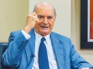 Abinader designa a Quico Tabar como director de Juegos de Azar tras promulgar Ley 86-26