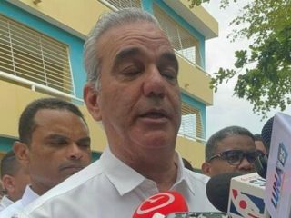 Abinader reactiva diálogo con Bukele ante crisis haitiana