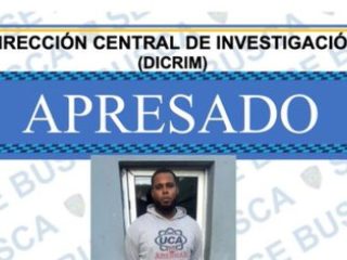 Apresan a dos delincuentes por robo agravado en Santiago