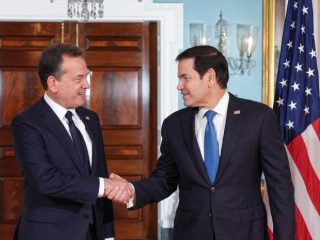 Canciller dominicano refuerza alianzas estratégicas con la OEA en Washington