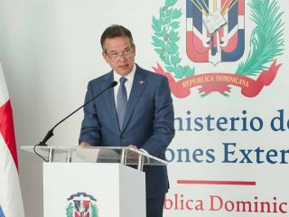 Canciller dominicano viaja a Canadá para ampliar cooperación bilatel