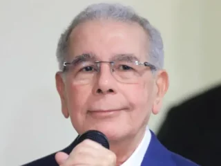 “Cantaron como gallos y pusieron como gallinas”: La advertencia de Danilo Medina sobre la gestión agraria