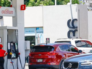 Congelación de precios de combustibles en RD: un respiro temporal ante la volatilidad
