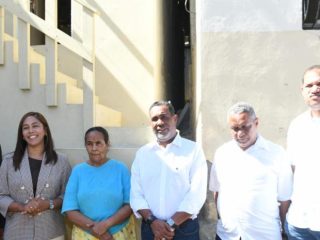 Hermanos Frías reciben vivienda construida por el Gobierno