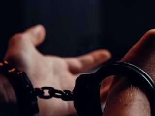 Imponen prisión preventiva a acusado de despojar RD$3.6 millones