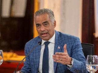 Joel Santos y la claridad sobre los aumentos en la factura eléctrica