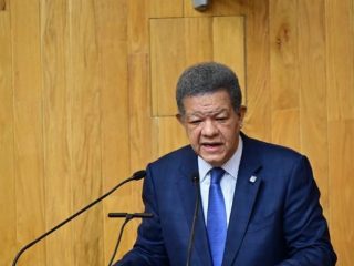 Leonel Fernández presiona en México por la renegociación del TR-CAFTA y protección al arroz dominicano