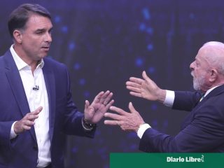 Lula y Flávio Bolsonaro chocan en debate