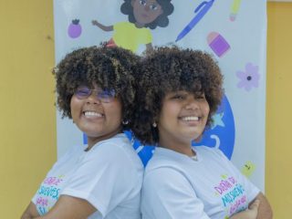 Niñas dominicanas estudian más, pero persisten desafíos que frenan su futuro