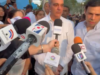 Presidente Abinader respalda al ministro Kelvin Cruz