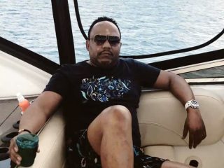 Propiedad criminal en el mercado: El apartamento de César y el avión de Air Cocaine