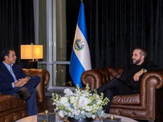 Saymon Díaz y Bukele: una alianza para el nuevo Estadio Nacional