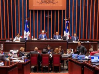 Senadores aprueban mitad de los 14 procuradores adjuntos por el CNM