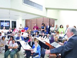Siete de cada 10 estudiantes dominicanos no alcanzan el nivel 2 de PISA 2025