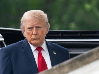 Trump anuncia llamada a Putin por brote de peste neumónica