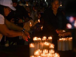 Vigilia por las víctimas del colapso en Ciudad Nueva